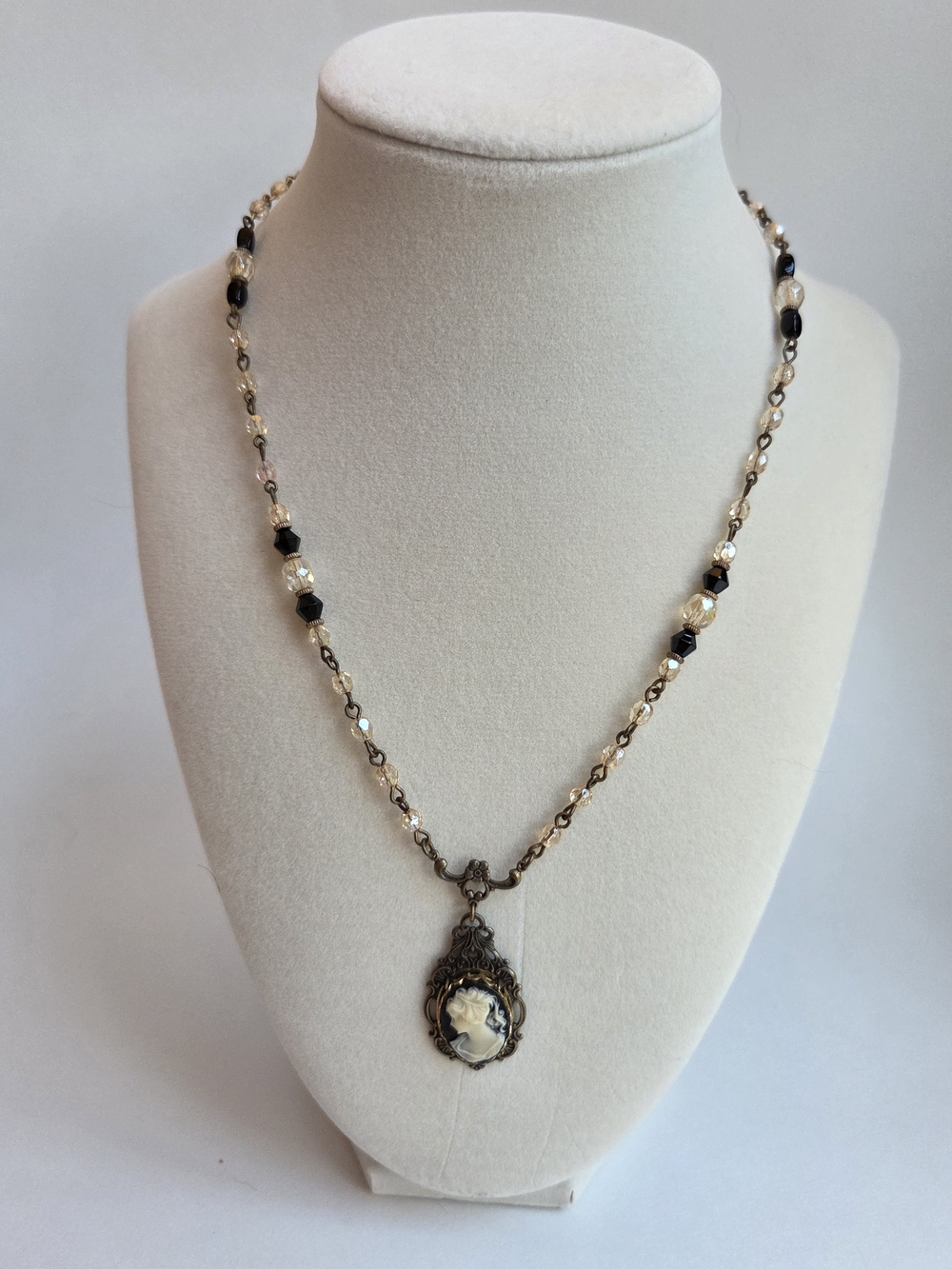 Vintage-Inspired Blue and Gold Cameo Pendant Necklace